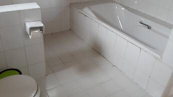 Golden Island Cottages Thale-U Hotel