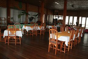 Golden Island Cottages Thale-U Hotel