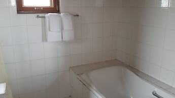 Golden Island Cottages Thale-U Hotel