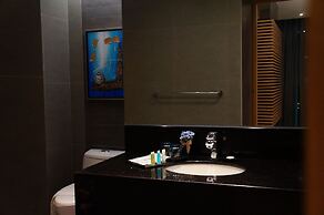 Greens Hotel & Suites