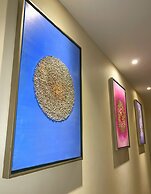 Greens Hotel & Suites