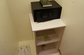 Greens Hotel & Suites