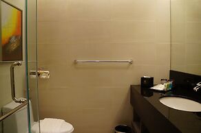 Greens Hotel & Suites