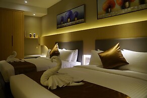 Greens Hotel & Suites