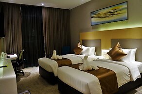 Greens Hotel & Suites