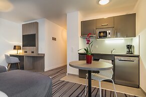 Nemea Appart Hotel Quai Victor Tours Centre