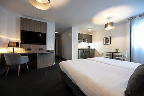 Nemea Appart Hotel Quai Victor Tours Centre