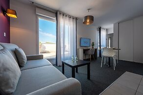 Nemea Appart Hotel Quai Victor Tours Centre