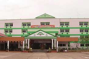 Sakol Grand Palace Hotel