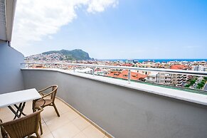 Kleopatra Tower Suite Hotel