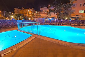 Kleopatra Tower Suite Hotel