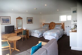 Gosfield Lake Resort