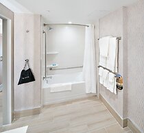 Holiday Inn Express Red Deer North by IHG