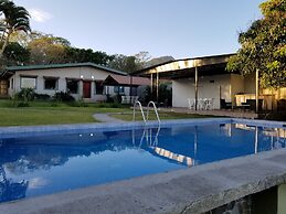 Hotel Monte Campana Escazu