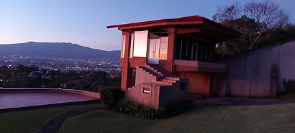 Hotel Monte Campana Escazu