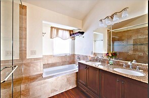 Mein Haus Bed & Breakfast