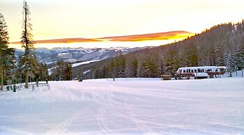 Mein Haus Bed & Breakfast