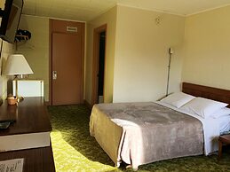 Manitou Motor Inn