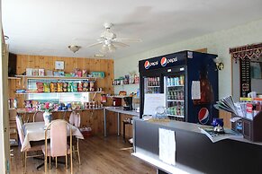 Raval Paradise Motel & RV Park