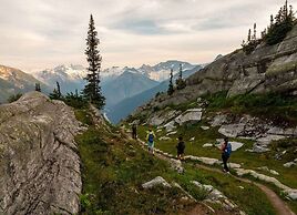 Eleven Revelstoke Lodge