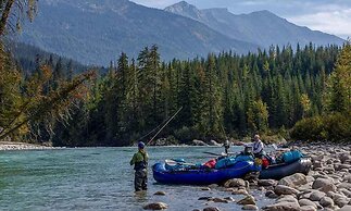 Eleven Revelstoke Lodge