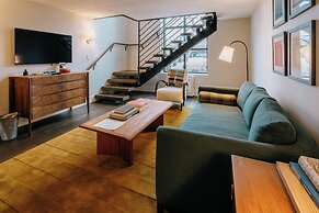 Eleven Revelstoke Lodge