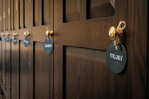 Eleven Revelstoke Lodge