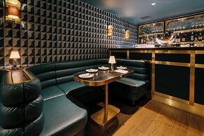 Eleven Revelstoke Lodge