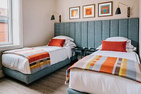 Eleven Revelstoke Lodge