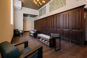 Eleven Revelstoke Lodge