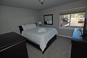 405 Ala Wai 170 by RedAwning