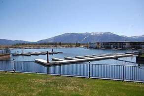 405 Ala Wai 170 by RedAwning