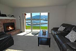 405 Ala Wai 170 by RedAwning