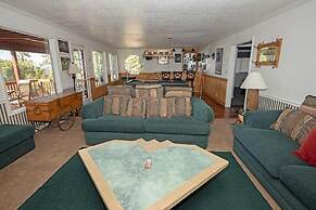 4192 Saddle Road 5 Bedroom Home by RedAwning