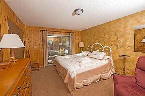 948 Merced Avenue 3 Bedroom Home by RedAwning