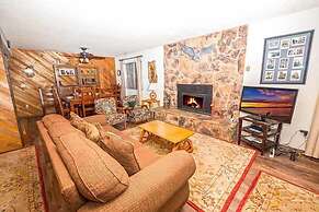 948 Merced Avenue 3 Bedroom Home by RedAwning
