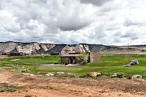 Snow Canyon Sunrise by RedAwning
