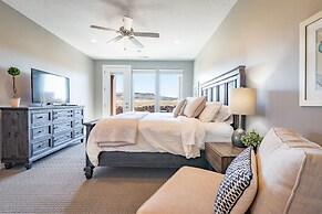 Snow Canyon Sunrise by RedAwning