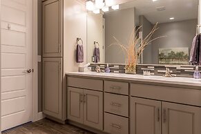 Snow Canyon Sunrise by RedAwning