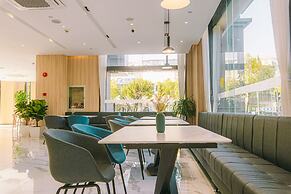 Shanghai JOYFUL YARD Hotel