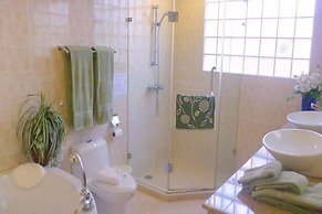 Butterfly Garden - A Boutique Residence
