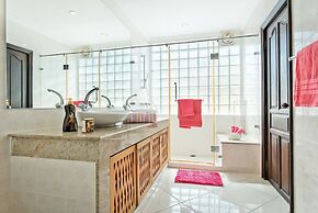 Butterfly Garden - A Boutique Residence