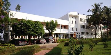 KSTDC Hotel Mayura Kauvery KRS