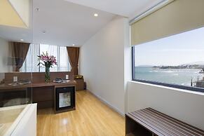 King Town Grand Hotel & Wedding Center