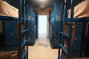 The Moon Hostel Hua Hin