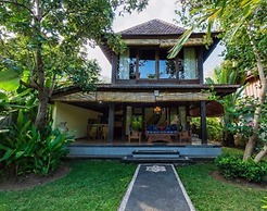 Sari Bamboo Villas