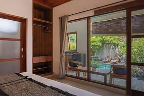 Sari Bamboo Villas