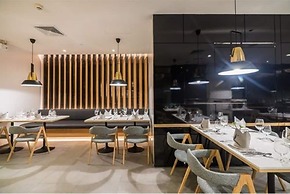 Sea Me Spring Tree Hotel - Adults only