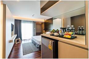 Sea Me Spring Tree Hotel - Adults only