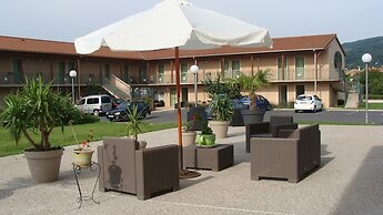 Abel Hotel